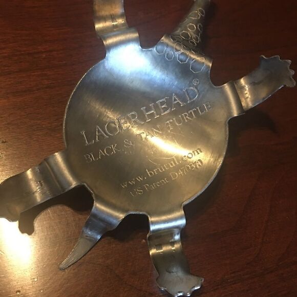 Lager head metal bottle opener turtle unique bar gadget silver pourer - Picture 3 of 3